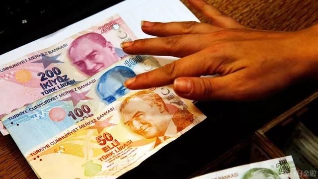 全球交易员终于喘了一口气！新兴经济体央行出手干预汇市