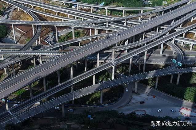 中国西部最大的交通枢纽城市——重庆
