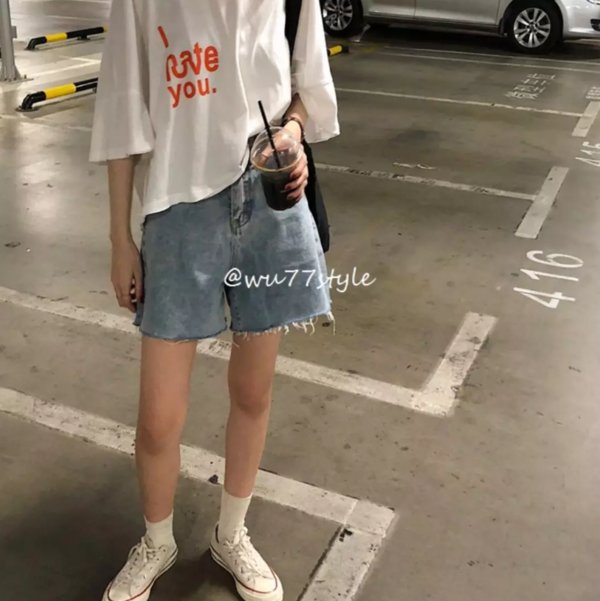 30元的T恤，60元凉鞋，70元的连衣裙，这家店好看到飞起!