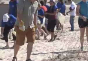 『大海』世界上最美的玻璃海滩,曾经全是垃圾,如今被大海打磨成宝石