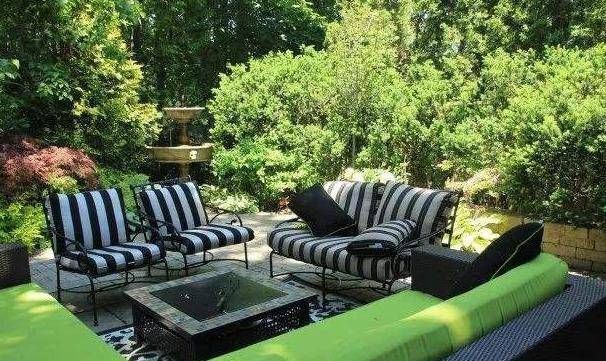『苍蝇』这三种花是在室内的盆里培育的,蚊子和苍蝇不敢进屋,防蚊是夏季的首选