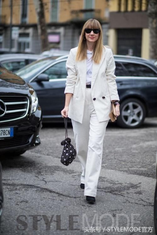 再热的夏天也要用白色STYLE高冷起来！
