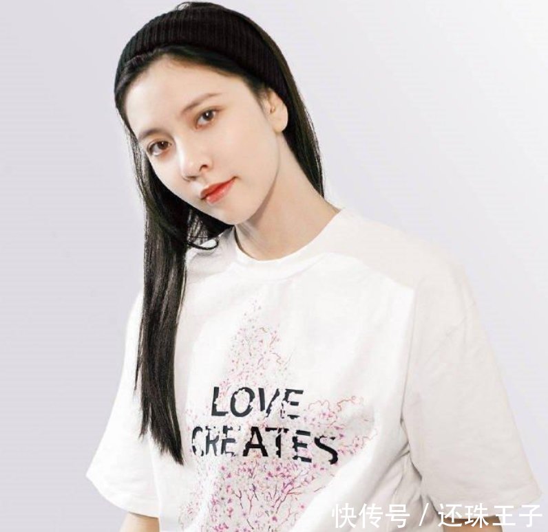 『不算』众多女明星穿樱花T恤,赵露思宋妍霏不算啥,看到乔欣郑爽已截图