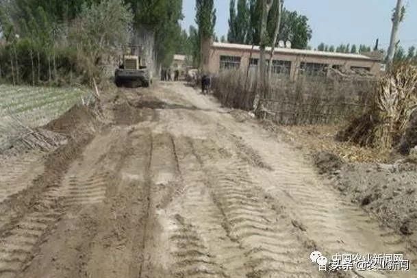 农民有福了!今年农村将实施“三通”工程，老农:终于等来好消息