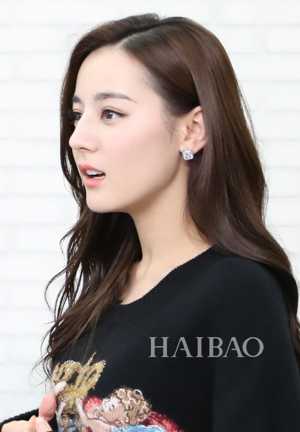 不信50款女星发型没你喜欢的!杨幂小辫超吸睛，＂璎珞＂吴谨言剪