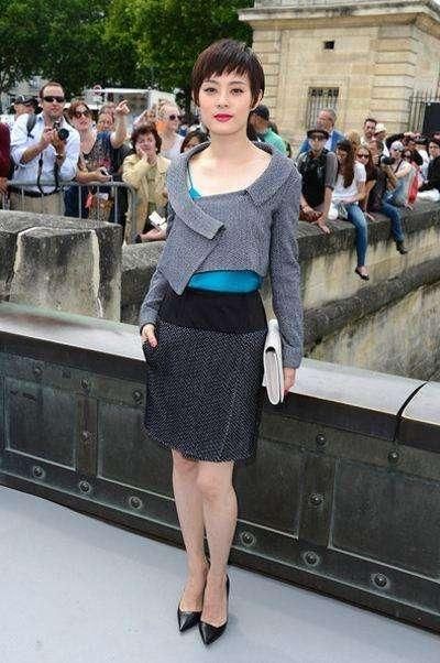 孙俪这连体衣穿的太大胆了！从头露到脚，网友：啥都看见了！