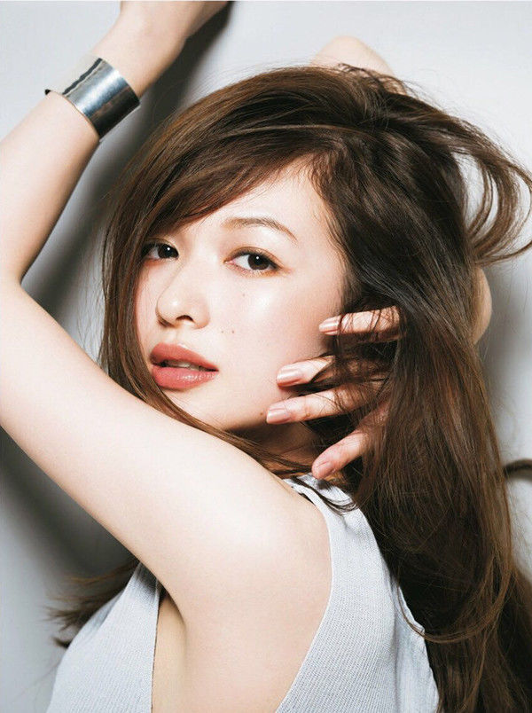 原来高光还能这么玩!不仅能修饰脸型磨皮效果更是堪比美颜，石原