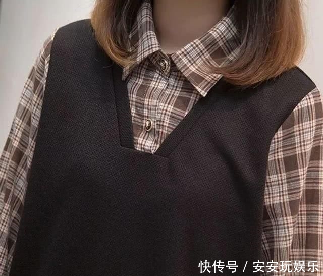  『舒适』突然又红了一款女装，叫“假两件”，遮臀贵气又减龄，适合70后