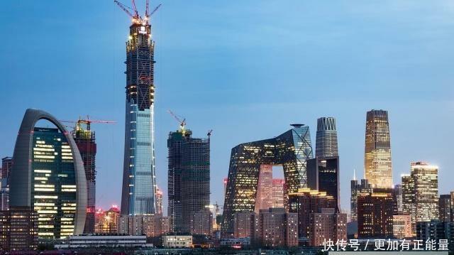  【撑住】500米高楼下的地基是如何撑住整个大楼重量的？看完涨知