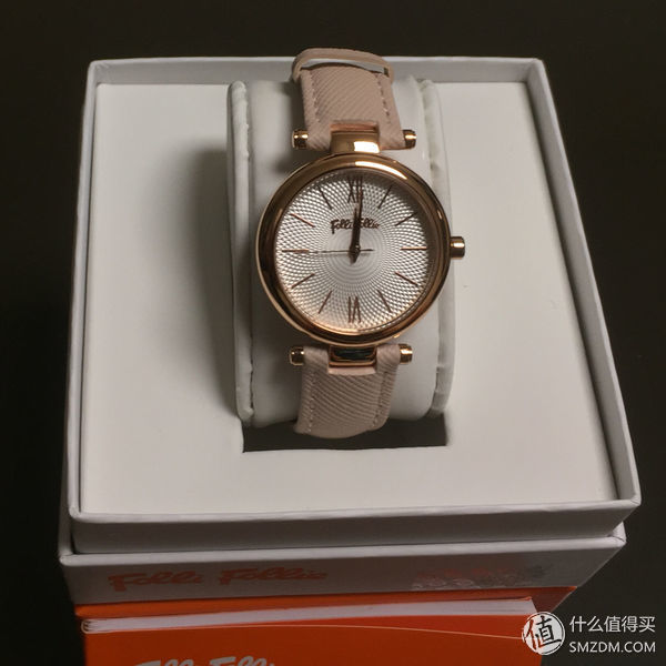 礼物秀 篇一:送给自家女王的七夕结婚纪念日玫瑰金-Folli Follie