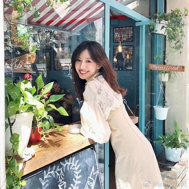 美女校花推荐温雅性感，很有魅力的女神！