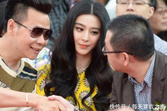 范冰冰出席活动，裙子太短遮不住，网友的注意力都集中在第二张了