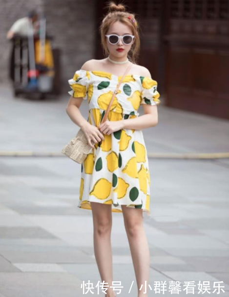  『服饰』街拍美图：小姐姐肤白貌美颜值佳，服饰设计感十足，优雅又时髦！