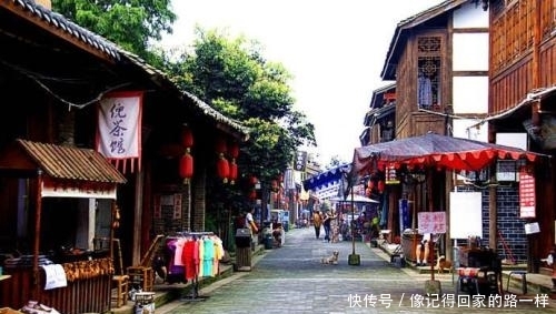 明清建筑，典型的川西特色，古朴典雅，四川省成都西来古镇