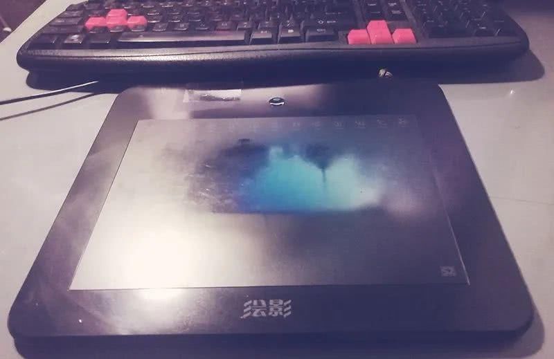 证明|怎样用1张图证明你是设计师?哈哈哈咯!