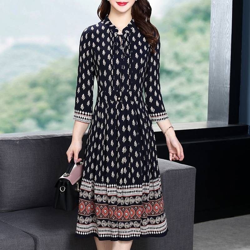 一件金丝绒,胜过十件旗袍!推荐60后女人穿,中秋国庆穿正好