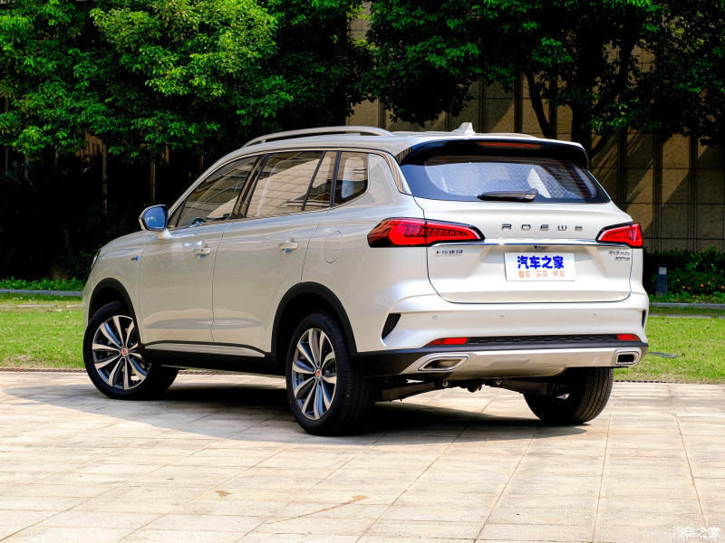  『汽车之家』中保研撞出的两款好车，长安CS75 PLUS对比荣威RX5 MAX