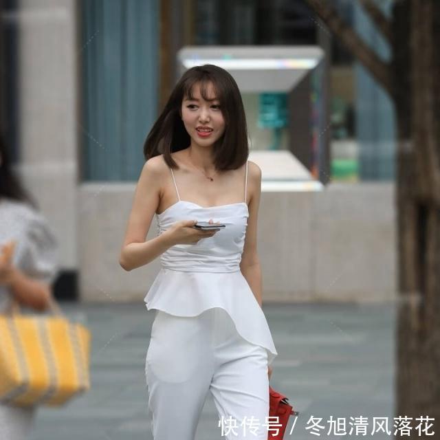 『摄影』摄影-小家碧玉的吊带衫,小姐姐给人初恋的感觉