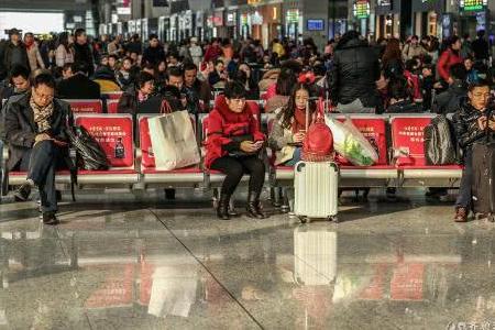 高铁有时一节一节连在一起的运行，这是为什么？看完就知道！