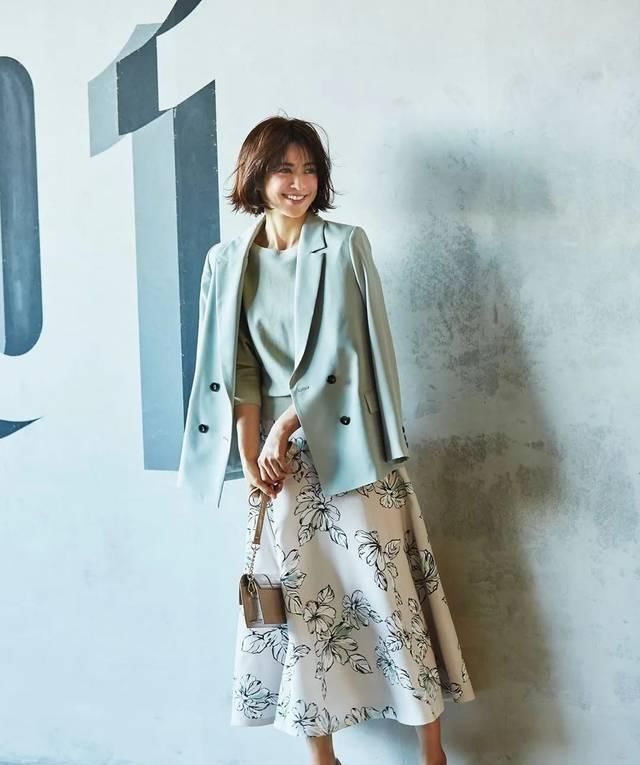  『什麼』四月工作穿什麼？4个好用tips 25套气场造型设计都会这儿了！