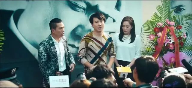  太久：《夏洛克烦恼：不要让爱你的人等太久》中的“为爱疯狂”夏洛克