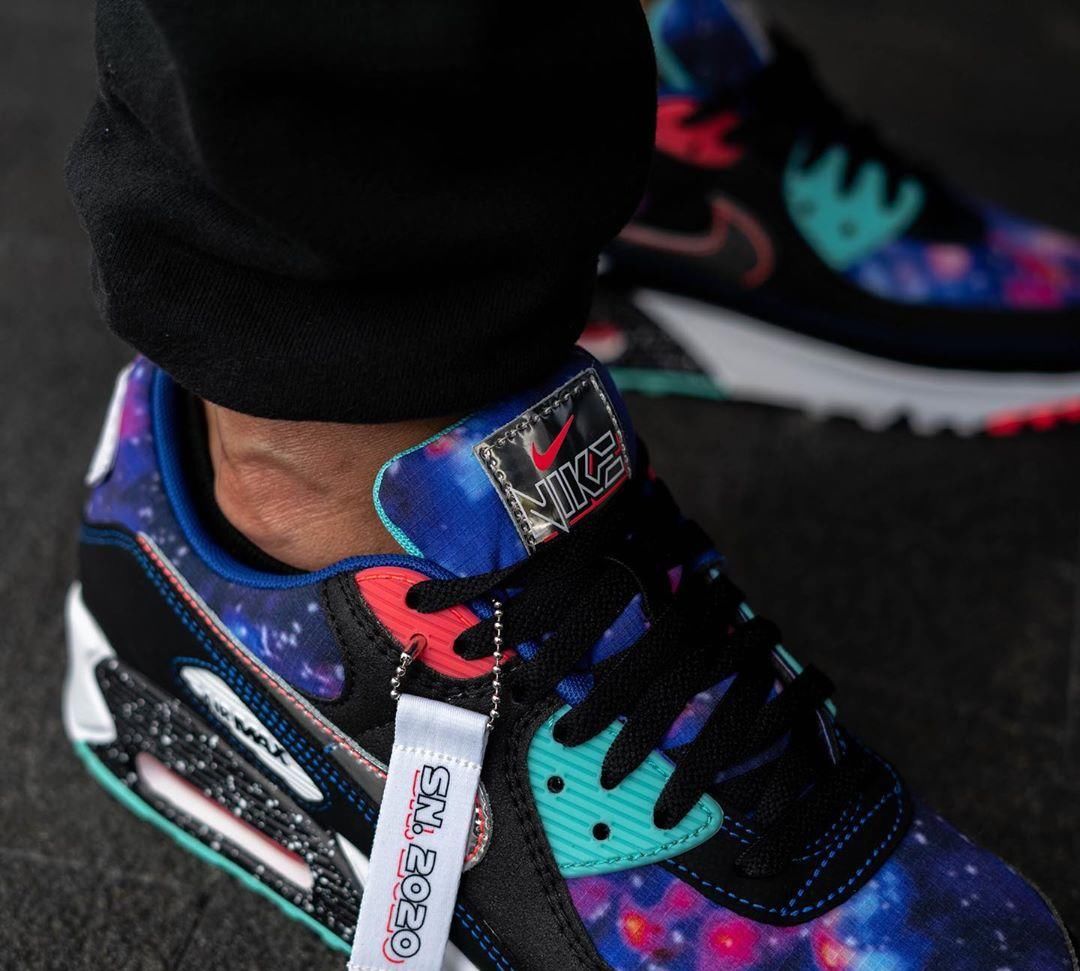  [Max]迷人的超人气星空主题！这双Air Max 90上脚真不错