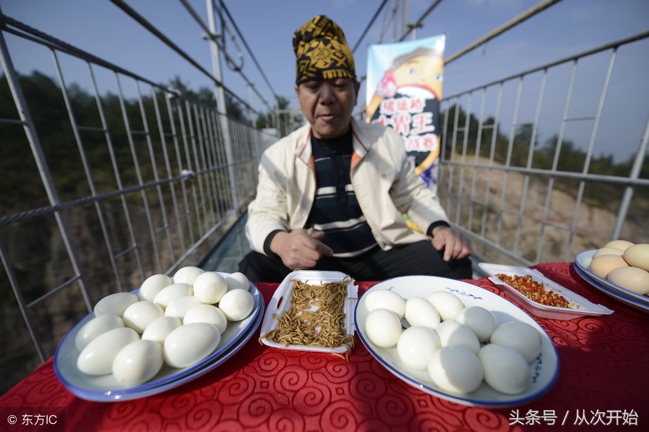 90后女子吃8斤白米饭,男子30分钟吃36个熟鸡,被称大胃王