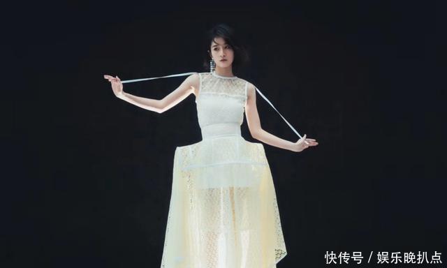 『让自己』女生穿衣不要轻易露出这3个部位,回头率太高,还容易引发尴尬