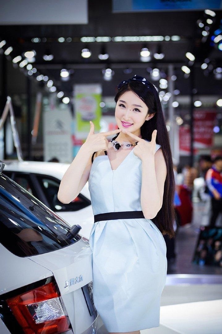  [美女]时尚穿搭第九十七期，车模美女的气质穿搭美照