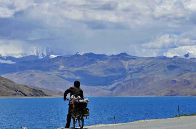 世界上鱼最多的湖：有着8亿公斤的鱼却没人敢钓，就在我们中国！