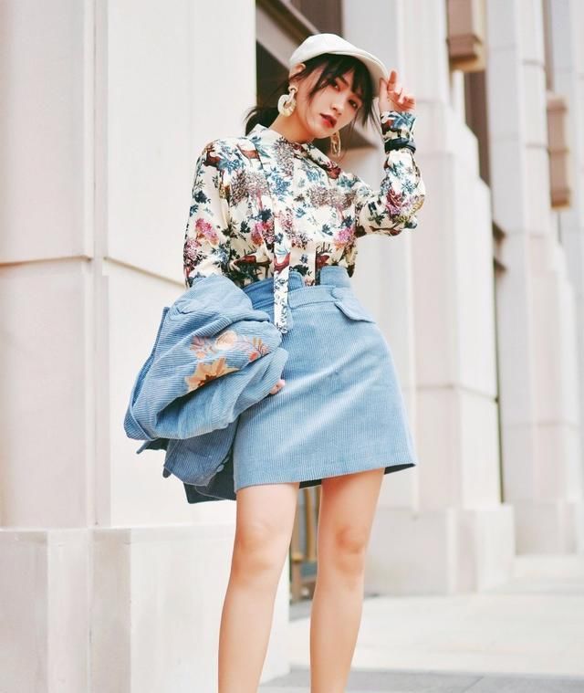  『条纹衬衫』衬衫+半裙=今春流行新穿法,时髦显高显腿长,特有范儿!