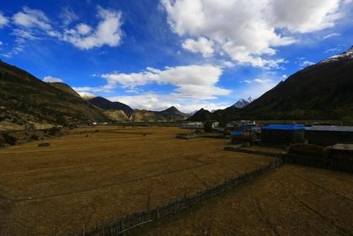 中国最富有美景的村落，简直人间仙境，才能被那么多冰川守候