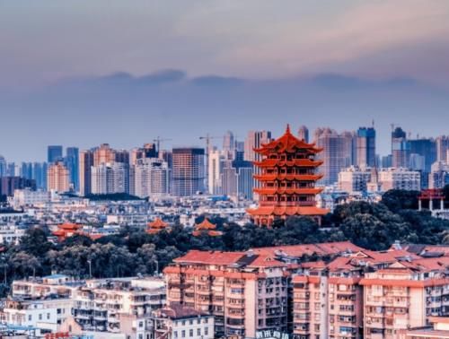  誉为@曾经的首个直辖市：被誉为“东方芝加哥”，如今却已被成都