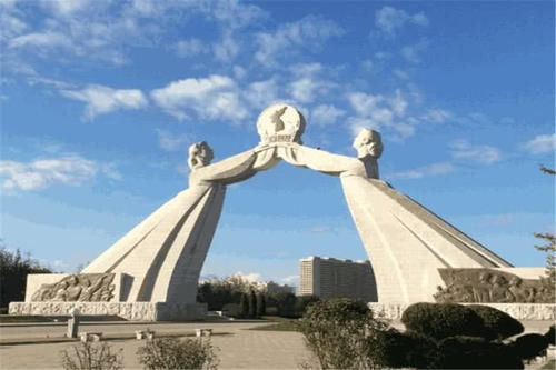 在朝鲜,拥有一辆私家车都是什么人?听听当地人怎么说!