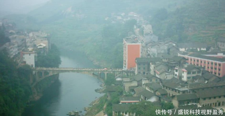 中国最有面子的县城,高铁绕个大弯也要经过这,是你的家乡吗