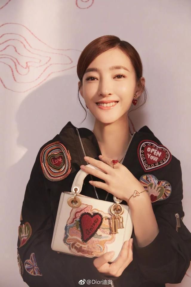 包和爱情，非要选其一？那就要看今年七夕礼物是什么了……