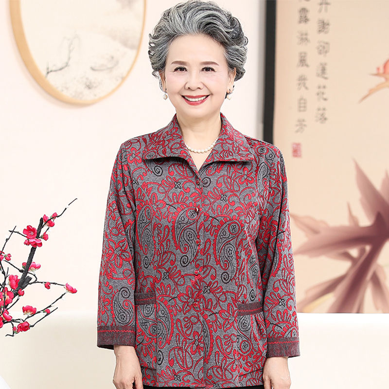 姐姐都48了偏不穿妈妈装,谁都想不到这样的小衫其实更美更年轻