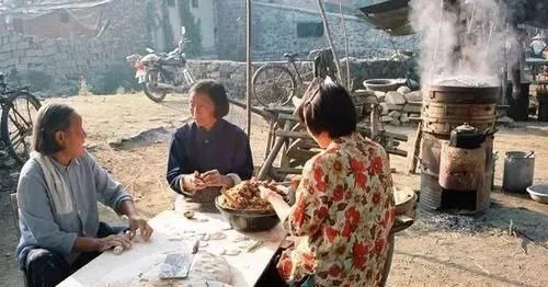 从农村走出来的那些人,为何最后都选择不回去了?还能回去了吗?
