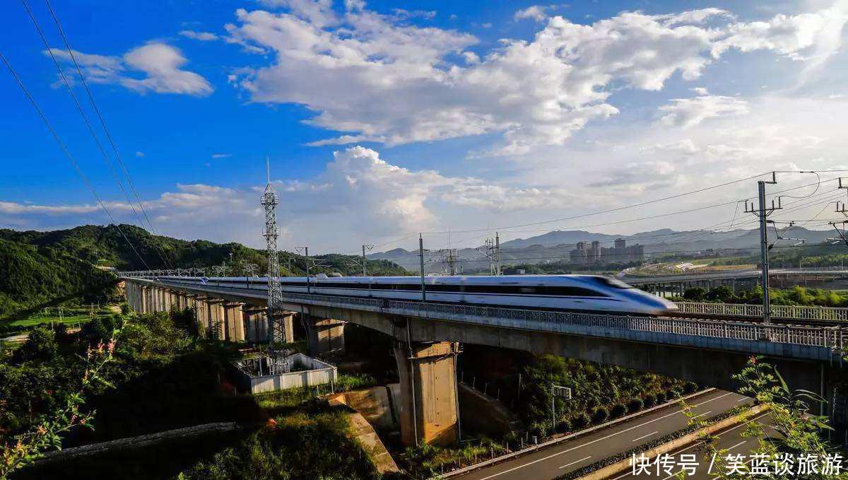 四川时速最快的新高铁，全线长460千米，预计2019年内投入建设