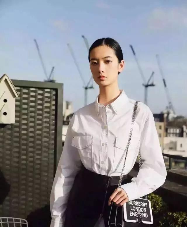  「女人」百搭减龄显身材,它是聪明女人衣橱里的必备品!