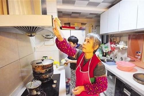  适合：84消毒液与滴露哪个效果好？最适合室内消毒的应该选哪个？
