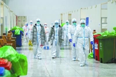  箱医疗物资|首批3家“方舱医院”启用，4批驰援人员抵武汉，方舱