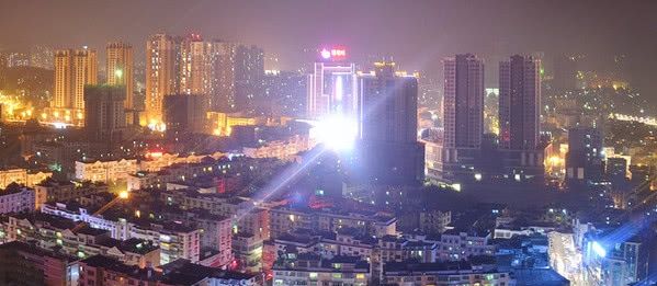 我国这两城市正在“合并”，未来不输成都重庆，打造西南大都市