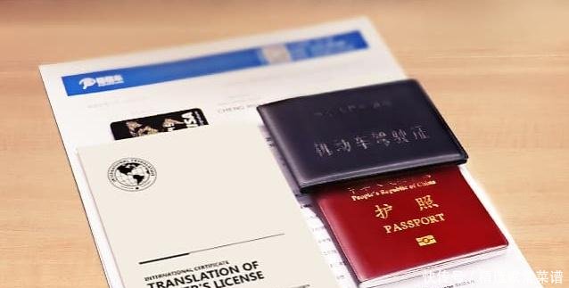 美国沙滩上的神秘巨型“天坑”，竟是吸引无数美女前往的无边泳池