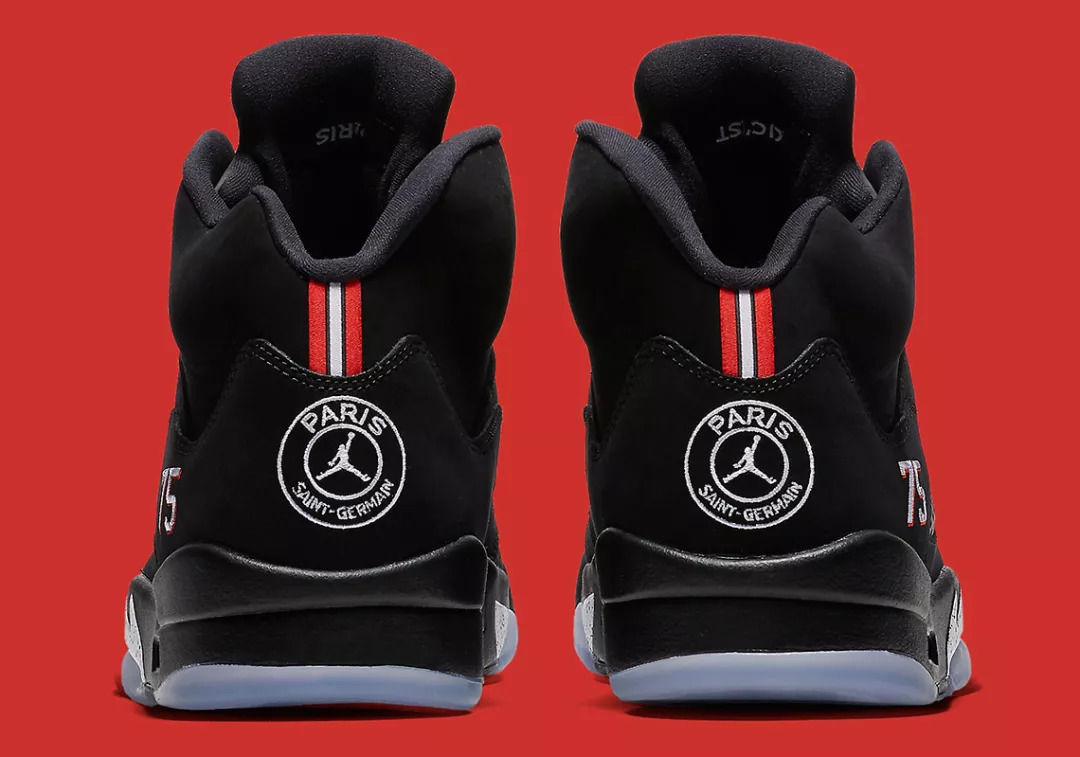 大巴黎喜迎新周边， Air Jordan 5 PSG 发售在即 | 每日鞋讯