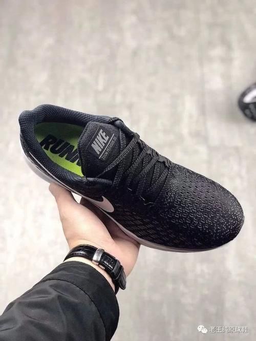  NIKE@NIKE最轻科技的飞马跑鞋性能如何？纯原版本开箱实测