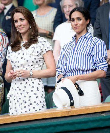 梅根的前半生:烟熏妆,棒球帽,吊带装是标配,与凯特成鲜明对比