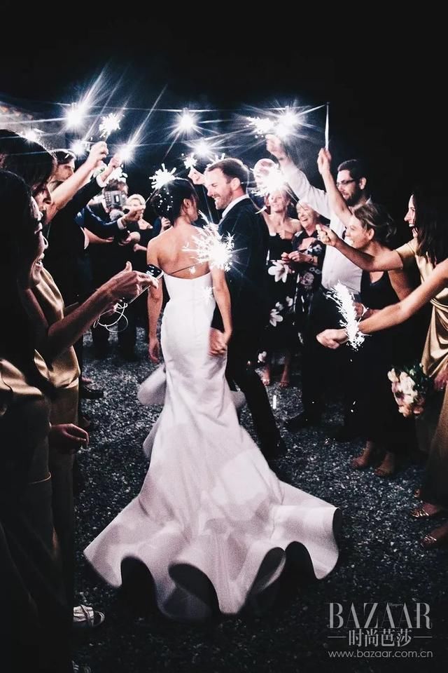 她们的幸福太“刺眼”，说这样的婚礼我一点都不羡慕，你信？