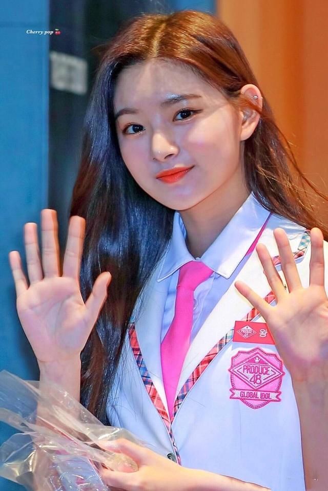 乐华的中国妹子 王怡人#王怡人# 了解一下?