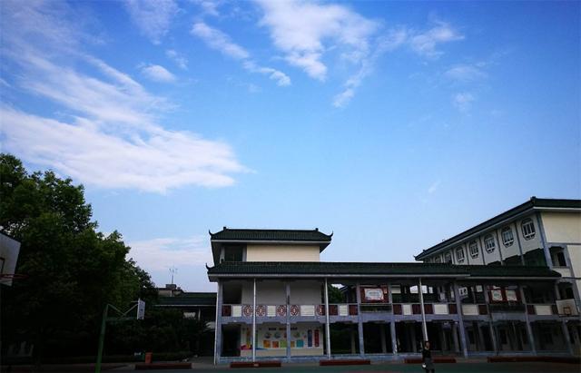 中国最富的镇，经济实力超很多的地级市，GDP总值远超三亚